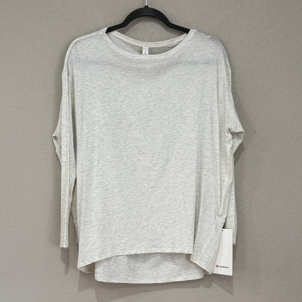 lululemon athletica Light Gray/Cream Long Sleeve Top
